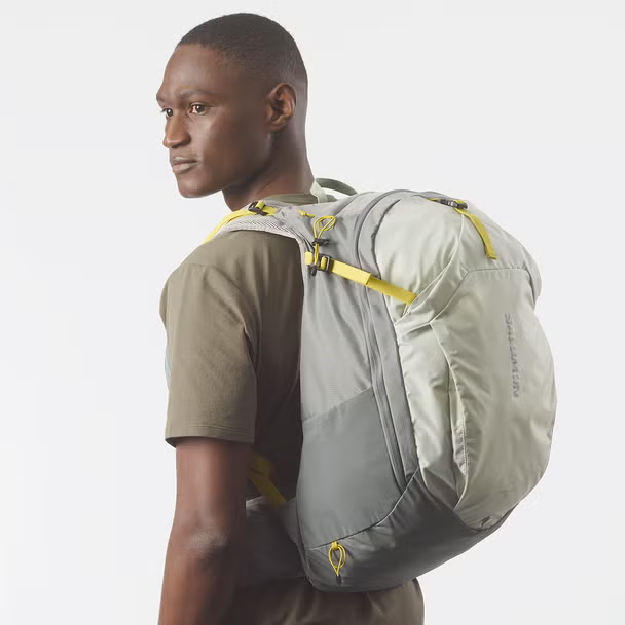 Salomon Trailblazer 30 Backpack - Sedona Sage/Seagrass - Image 3